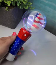 Load image into Gallery viewer, 4TH OF JULY LIGHT UP SPINNG TOY
