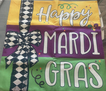 Load image into Gallery viewer, MARDI GRAS  Pillow Cover
