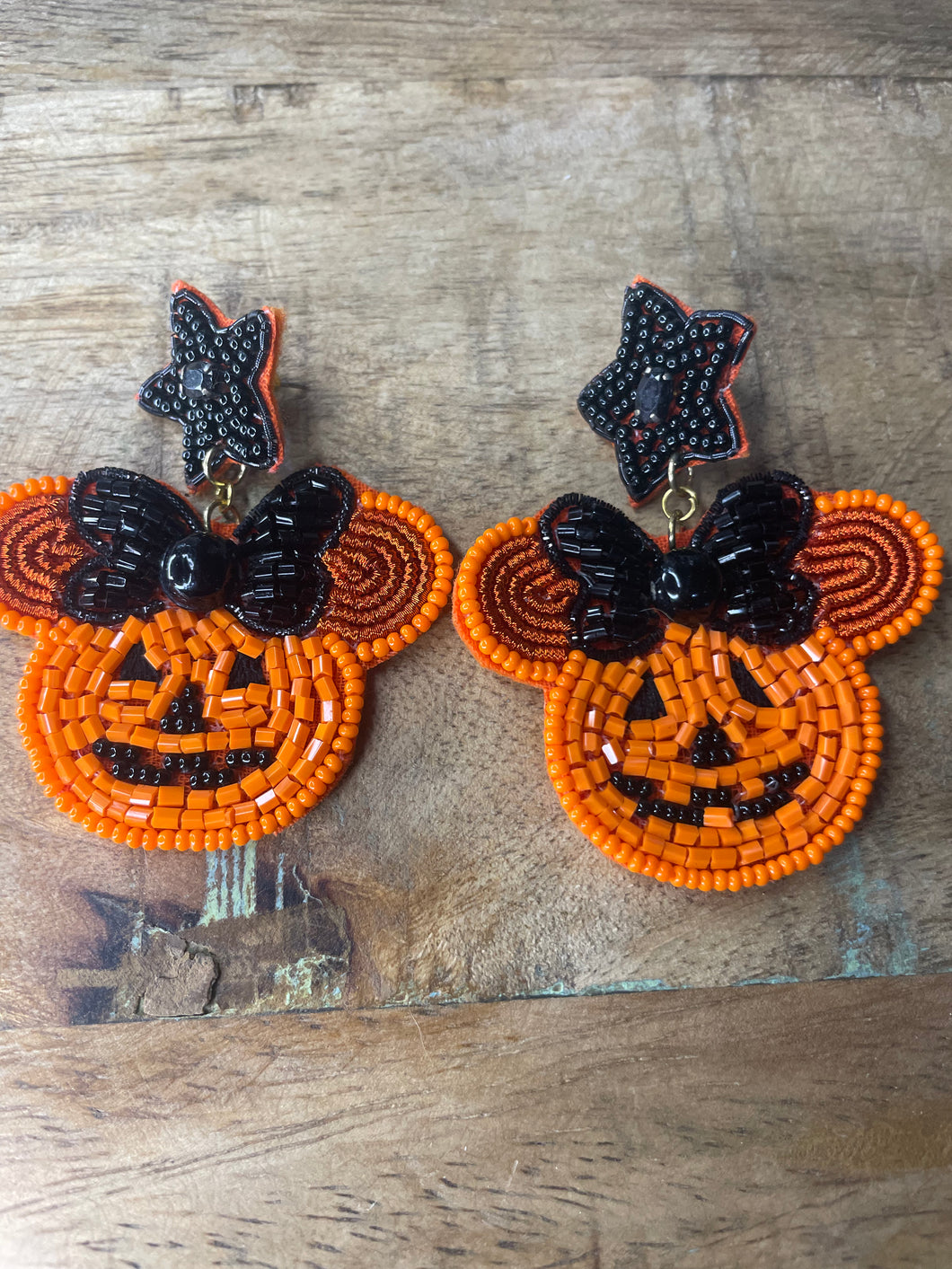 HALLOWEEN MINI MOUSE SEED BEAD EARRING