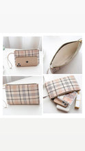 Load image into Gallery viewer, Plaid - Checkered Wristlets
